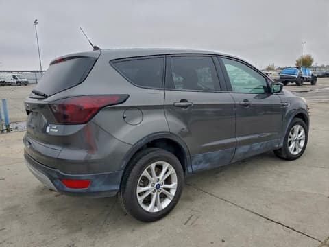 2019 Ford Escape, VIN 1FMCU0GD3KUA27033. Фото 3 з 6 з аукціону Copart. Каталог авто зі США OpenDataCar.