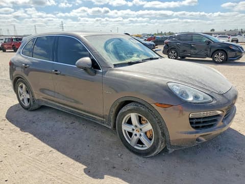 2014 Porsche Cayenne, VIN WP1AE2A29ELA51180. Фото 4 з 6 з аукціону Copart. Каталог авто зі США OpenDataCar.