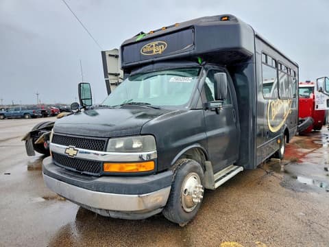 2013 Chevrolet Express 4500, VIN 1GB6G5BLXD1118944. Фото 2 з 6 з аукціону Copart. Каталог авто зі США OpenDataCar.