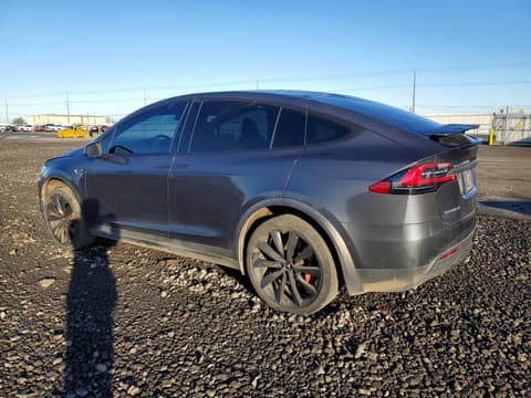 2016 Tesla Model X, VIN 5YJXCBE45GF001217. Фото 2 з 6 з аукціону Copart. Каталог авто зі США OpenDataCar.