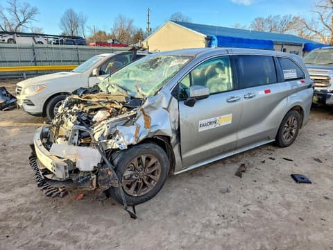 2024 Toyota Sienna, VIN 5TDKSKFC7RS131629. Фото 1 из 6 с аукциона Copart. Каталог авто из США OpenDataCar.