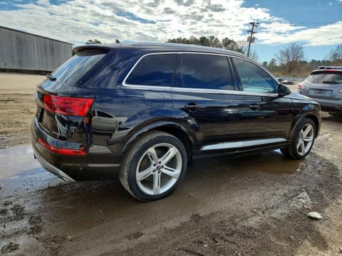 2019 Audi Q7, VIN WA1VAAF71KD005937. Фото 3 из 6 с аукциона Copart. Каталог авто из США OpenDataCar.