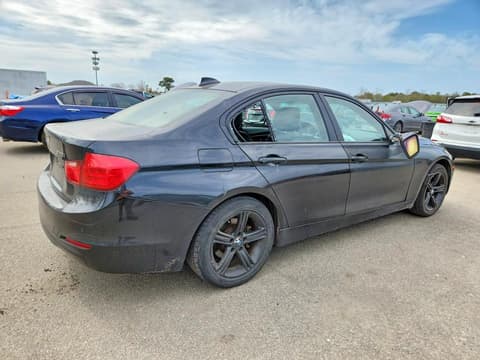 2013 Bmw 3 Series, VIN WBA3B5C59DF593451. Фото 3 з 6 з аукціону Copart. Каталог авто зі США OpenDataCar.