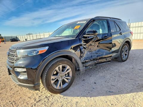 2022 Ford Explorer, VIN 1FMSK7DH1NGA76817. Фото 1 з 6 з аукціону Copart. Каталог авто зі США OpenDataCar.