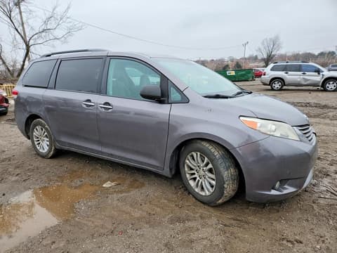 2011 Toyota Sienna, VIN 5TDYK3DC3BS024425. Фото 4 з 6 з аукціону Copart. Каталог авто зі США OpenDataCar.