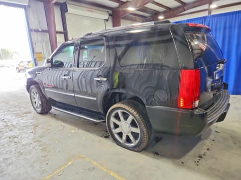 2008 Cadillac Escalade, VIN 1GYFK63898R260021. Фото 2 з 6 з аукціону Copart. Каталог авто зі США OpenDataCar.