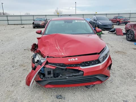 2024 Kia Forte, VIN 3KPF24AD4RE712562. Фото 5 з 6 з аукціону Copart. Каталог авто зі США OpenDataCar.