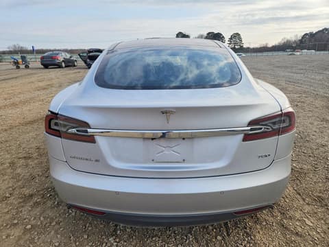 2016 Tesla Model S, VIN 5YJSA1E2XGF123791. Фото 6 з 6 з аукціону Copart. Каталог авто зі США OpenDataCar.