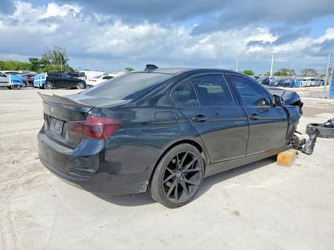 2018 Bmw 3 Series, VIN WBA8B9G52JNV00035. Фото 3 из 6 с аукциона Copart. Каталог авто из США OpenDataCar.