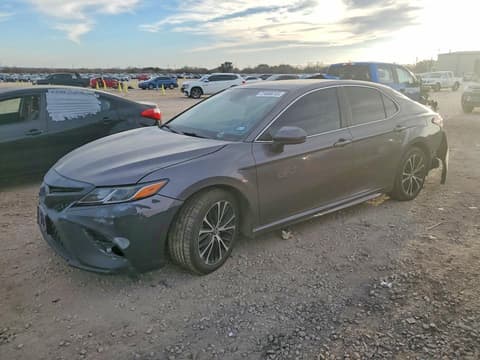 2019 Toyota Camry, VIN 4T1B11HK5KU205970. Фото 1 з 6 з аукціону Copart. Каталог авто зі США OpenDataCar.