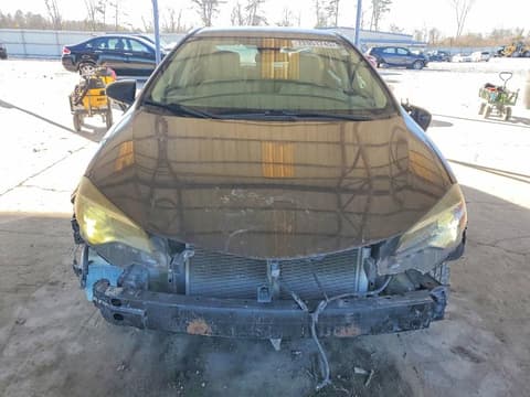 2018 Toyota Corolla, VIN 5YFBURHE8JP765028. Фото 5 з 6 з аукціону Copart. Каталог авто зі США OpenDataCar.