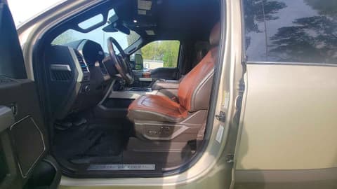 2018 Ford F-350 Super Duty, VIN 1FT8W3DT9JEB15823. Фото 5 з 6 з аукціону Copart. Каталог авто зі США OpenDataCar.