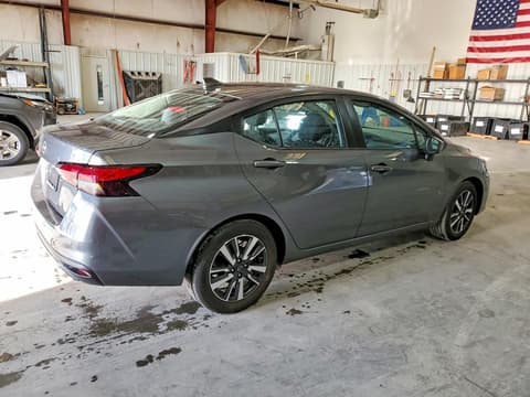 2025 Nissan Versa, VIN 3N1CN8EV8SL826945. Фото 3 из 6 с аукциона Copart. Каталог авто из США OpenDataCar.