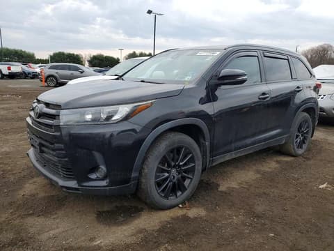 2019 Toyota Highlander, VIN 5TDJZRFH6KS613879. Фото 1 з 6 з аукціону Copart. Каталог авто зі США OpenDataCar.