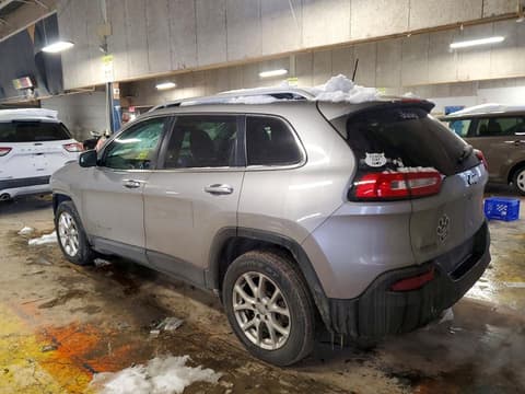 2017 Jeep Cherokee, VIN 1C4PJLCB5HW645357. Фото 2 з 6 з аукціону Copart. Каталог авто зі США OpenDataCar.