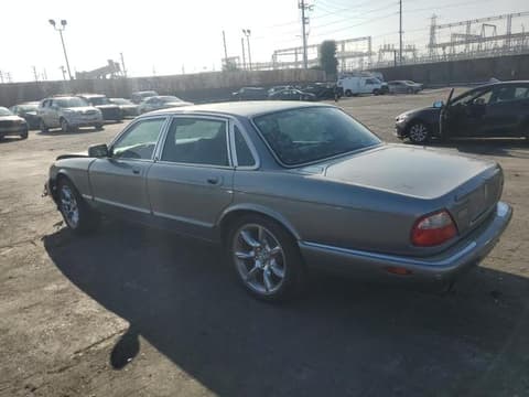 2002 Jaguar XJ-Series, VIN SAJDA15B12MF49401. Фото 2 з 6 з аукціону Copart. Каталог авто зі США OpenDataCar.