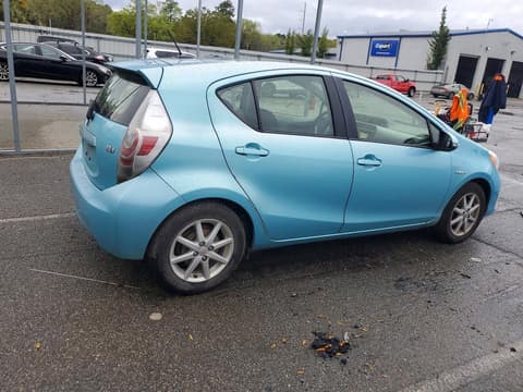 2012 Toyota Prius C, VIN JTDKDTB36C1018314. Фото 3 з 6 з аукціону Copart. Каталог авто зі США OpenDataCar.