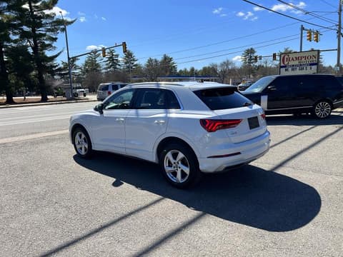 2020 Audi Q3, VIN WA1AECF34L1033827. Фото 3 из 6 с аукциона Copart. Каталог авто из США OpenDataCar.