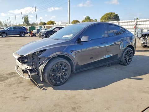 2024 Tesla Model Y, VIN 7SAYGDED5RA305963. Фото 1 з 6 з аукціону Copart. Каталог авто зі США OpenDataCar.