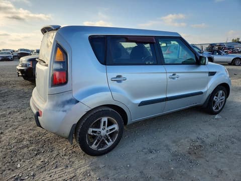 2011 Kia Soul, VIN KNDJT2A25B7712649. Фото 3 из 6 с аукциона Copart. Каталог авто из США OpenDataCar.
