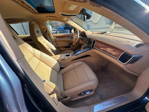 2013 Porsche Panamera, VIN WP0AA2A77DL010215. Фото 5 з 6 з аукціону Copart. Каталог авто зі США OpenDataCar.
