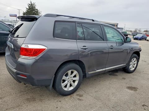 2012 Toyota Highlander, VIN 5TDBK3EH3CS124767. Фото 3 з 6 з аукціону Copart. Каталог авто зі США OpenDataCar.