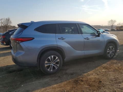 2023 Toyota Highlander, VIN 5TDKDRBH9PS503098. Zdjęcie 3 z 6 z aukcji Copart. Katalog aut z USA OpenDataCar.