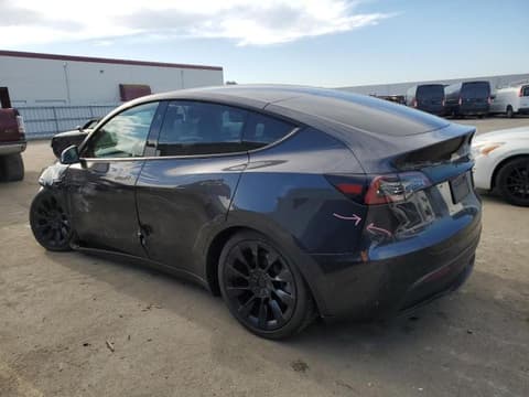 2024 Tesla Model Y, VIN 7SAYGDEE0RF077138. Фото 2 з 6 з аукціону Copart. Каталог авто зі США OpenDataCar.