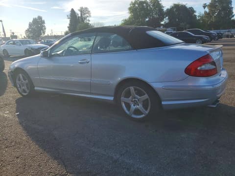 2007 Mercedes-benz CLK-Class, VIN WDBTK72FX7T076656. Photo 2 of 6 from Copart auction. OpenDataCar US salvage catalog.