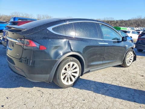 2016 Tesla Model X, VIN 5YJXCAE27GF016861. Фото 3 з 6 з аукціону Copart. Каталог авто зі США OpenDataCar.