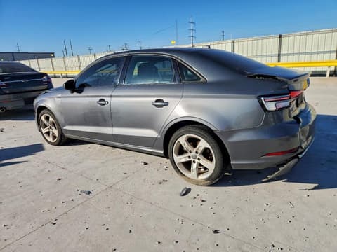 2017 Audi A3, VIN WAUB8GFFXH1012410. Фото 2 из 6 с аукциона Copart. Каталог авто из США OpenDataCar.