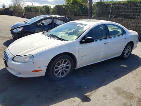2000 Chrysler LHS, VIN 2C3HC56G5YH177814. Фото 1 з 6 з аукціону Copart. Каталог авто зі США OpenDataCar.