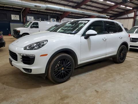 2017 Porsche Cayenne, VIN WP1AB2A25HLA52775. Фото 1 з 6 з аукціону Copart. Каталог авто зі США OpenDataCar.