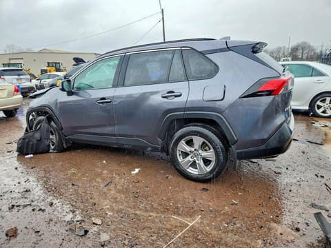 2024 Toyota RAV4, VIN 2T3P1RFVXRC404064. Фото 2 из 6 с аукциона Copart. Каталог авто из США OpenDataCar.