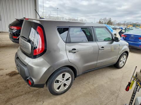 2015 Kia Soul, VIN KNDJN2A27F7138037. Фото 3 з 6 з аукціону Copart. Каталог авто зі США OpenDataCar.
