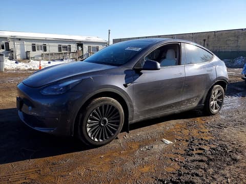 2022 Tesla Model Y, VIN 7SAYGDEE1NF561085. Photo 1 of 6 from Copart auction. OpenDataCar US salvage catalog.