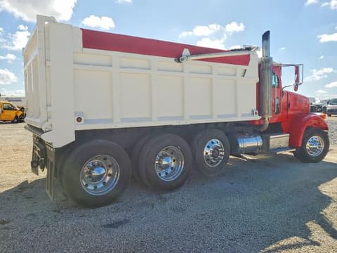 2022 Peterbilt tractor Dumptruck, VIN FLA120008. Фото 4 з 6 з аукціону Copart. Каталог авто зі США OpenDataCar.