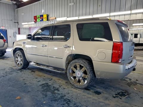 2012 Cadillac Escalade, VIN 1GYS4BEF3CR128295. Фото 2 из 6 с аукциона Copart. Каталог авто из США OpenDataCar.