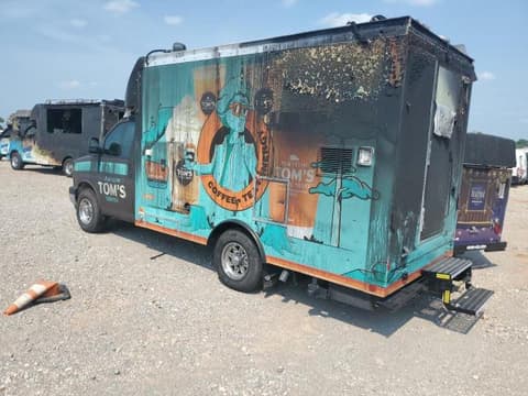 2024 Chevrolet Express G3500, VIN 1GB0GRF77R1186538. Фото 2 з 6 з аукціону Copart. Каталог авто зі США OpenDataCar.