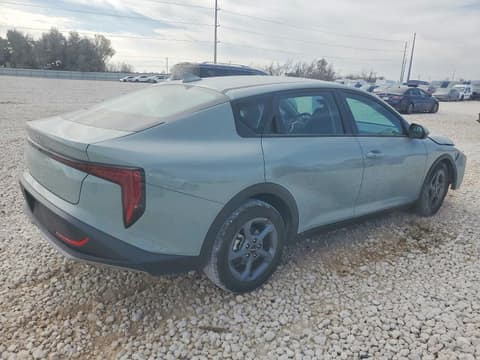 2025 Kia K4, VIN 3KPFT4DE1SE192358. Фото 3 з 6 з аукціону Copart. Каталог авто зі США OpenDataCar.