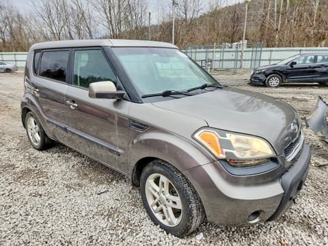 2011 Kia Soul, VIN KNDJT2A25B7248455. Фото 4 з 6 з аукціону Copart. Каталог авто зі США OpenDataCar.