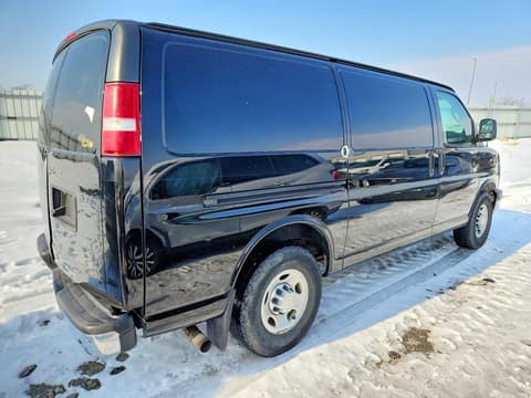 2017 Chevrolet Express 2500, VIN 1GCWGAFF4H1164722. Фото 3 з 6 з аукціону Copart. Каталог авто зі США OpenDataCar.