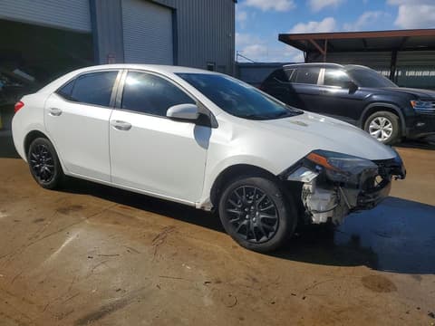 2018 Toyota Corolla, VIN 5YFBURHE7JP824361. Фото 4 з 6 з аукціону Copart. Каталог авто зі США OpenDataCar.