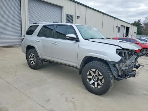2018 Toyota 4Runner, VIN JTEBU5JR8J5559884. Фото 4 з 6 з аукціону Copart. Каталог авто зі США OpenDataCar.