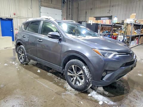 2018 Toyota RAV4, VIN JTMRFREV7JJ213652. Фото 4 з 6 з аукціону Copart. Каталог авто зі США OpenDataCar.