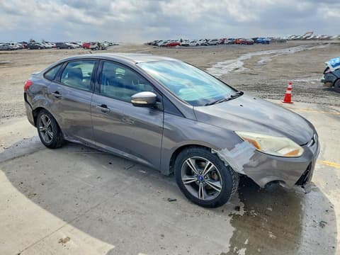 2012 Ford Focus, VIN 1FAHP3F23CL361398. Zdjęcie 4 z 6 z aukcji Copart. Katalog aut z USA OpenDataCar.