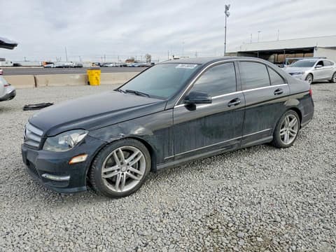 2013 Mercedes-benz C-Class, VIN WDDGF8ABXDR283302. Фото 1 з 6 з аукціону Copart. Каталог авто зі США OpenDataCar.