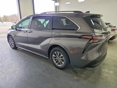 2023 Toyota Sienna, VIN 5TDYRKEC9PS171439. Фото 2 з 6 з аукціону Copart. Каталог авто зі США OpenDataCar.