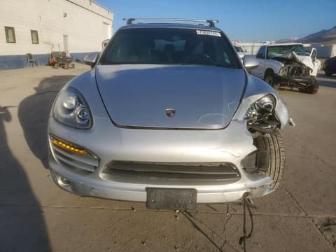 2011 Porsche Cayenne, VIN WP1AA2A20BLA04823. Фото 5 з 6 з аукціону Copart. Каталог авто зі США OpenDataCar.