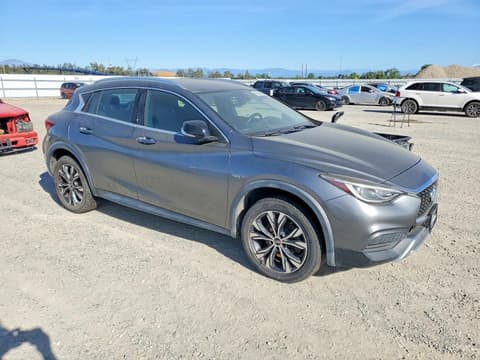 2017 Infiniti QX30, VIN SJKCH5CR2HA038197. Zdjęcie 4 z 6 z aukcji Copart. Katalog aut z USA OpenDataCar.